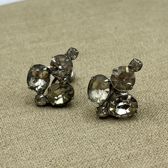 Vintage clear glass prong set screw back Earrings - Picture 2 of 4